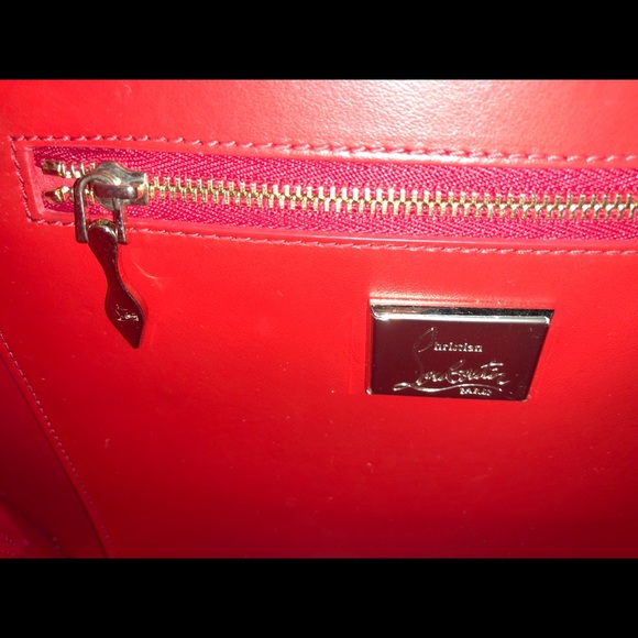 Christian Louboutin - Picture 6 of 8